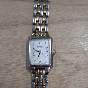 Seiko Two-Tone Silver and Gold Rectangular Watch Fresh Battery!